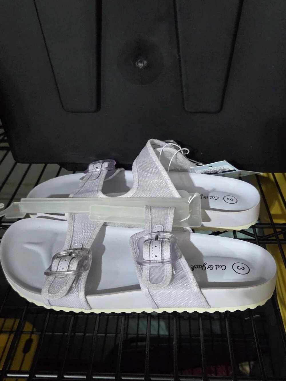 Cat & Jack girls sandals/Size: 3 Junior/3 Youth